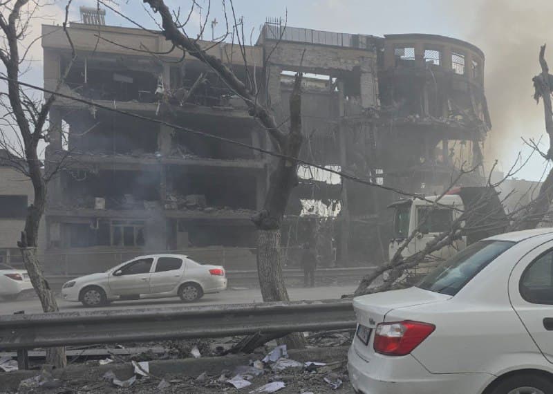 عکس دریافتی با شرح: 'شرق به غرب بزرگراه همت #تهران بعد از شریعتی، دوشنبه ۱۱ اسفند'
Vahid

📡 @VahidOnline