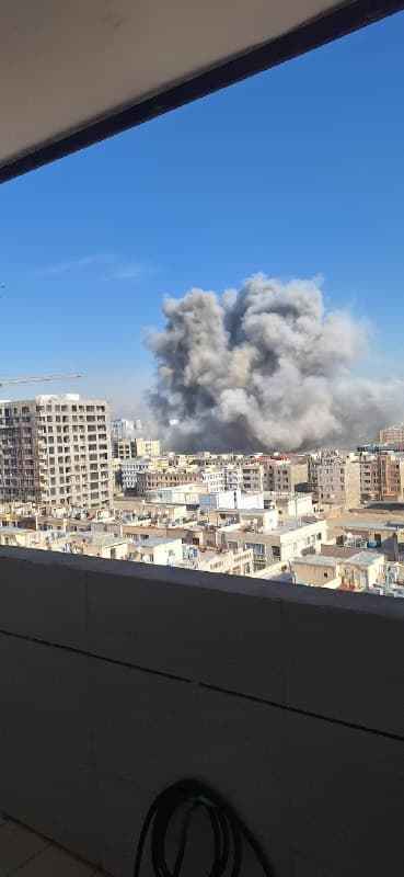 "پایگاه بسیج پارک تندرستی #فردیس کرج رو حدود ساعت ۹:۴۰ دقیقه زد"
تصاویر دریافتی با شرح بالا، پنجشنبه ۱۴ اسفند
Vahid

📡 @VahidOnline