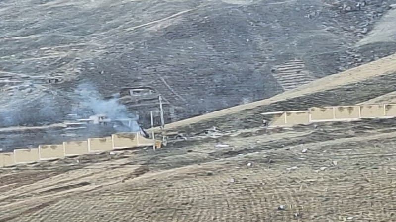 "هنگ مرزی #ارومیه"
تصاویر دریافتی: دوشنبه ۱۱ اسفند هدف گرفته شده بود.
Vahid

📡 @VahidOnline