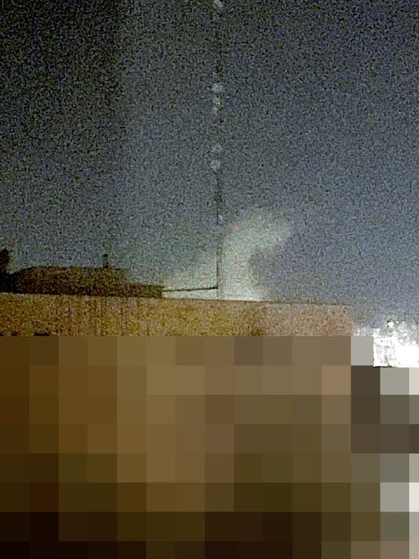 '#تهران ساعت ۳:۲۵، ما حسینآبادیم، دود سمت شمال شرق'
عکس دریافتی، شنبه یک فروردین
Vahid

📡 @VahidOnline