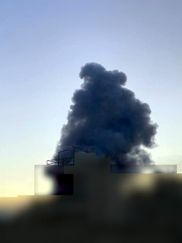 عکس دریافتی با شرح: پاسداران/نوبنیاد ۵:۳۵ صبح چهارشنبه

📡 @VahidOnline