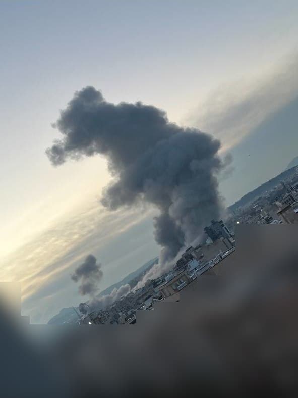 عکسهای دریافتی با شرح: 'از دید کیکاووس #تهران'
چهارشنبه ۱۲ فروردین
Vahid

📡 @VahidOnline