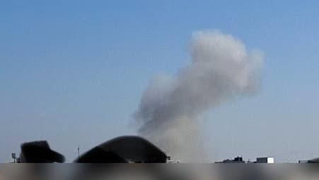 عکسها: ۱۲ فروردین نیرو دریایی سیرجان - یکی ۷:۲۰ یکی دیگه ۷:۴۰ دقیقه

پیامهای دریافتی دیگر:
ساعت هفت و نیم صبح سه انفجار پست سر هم فرودگاه سیرجان

سیرجان امروز ۱۲ فروردین ساعت ۷:۲۰ صدای جنگنده و ۲ تا انفجار
مجدد ساعت ۷:۳۵ صدای جنگنده و انفجاری قویتر

📡 @VahidOnline